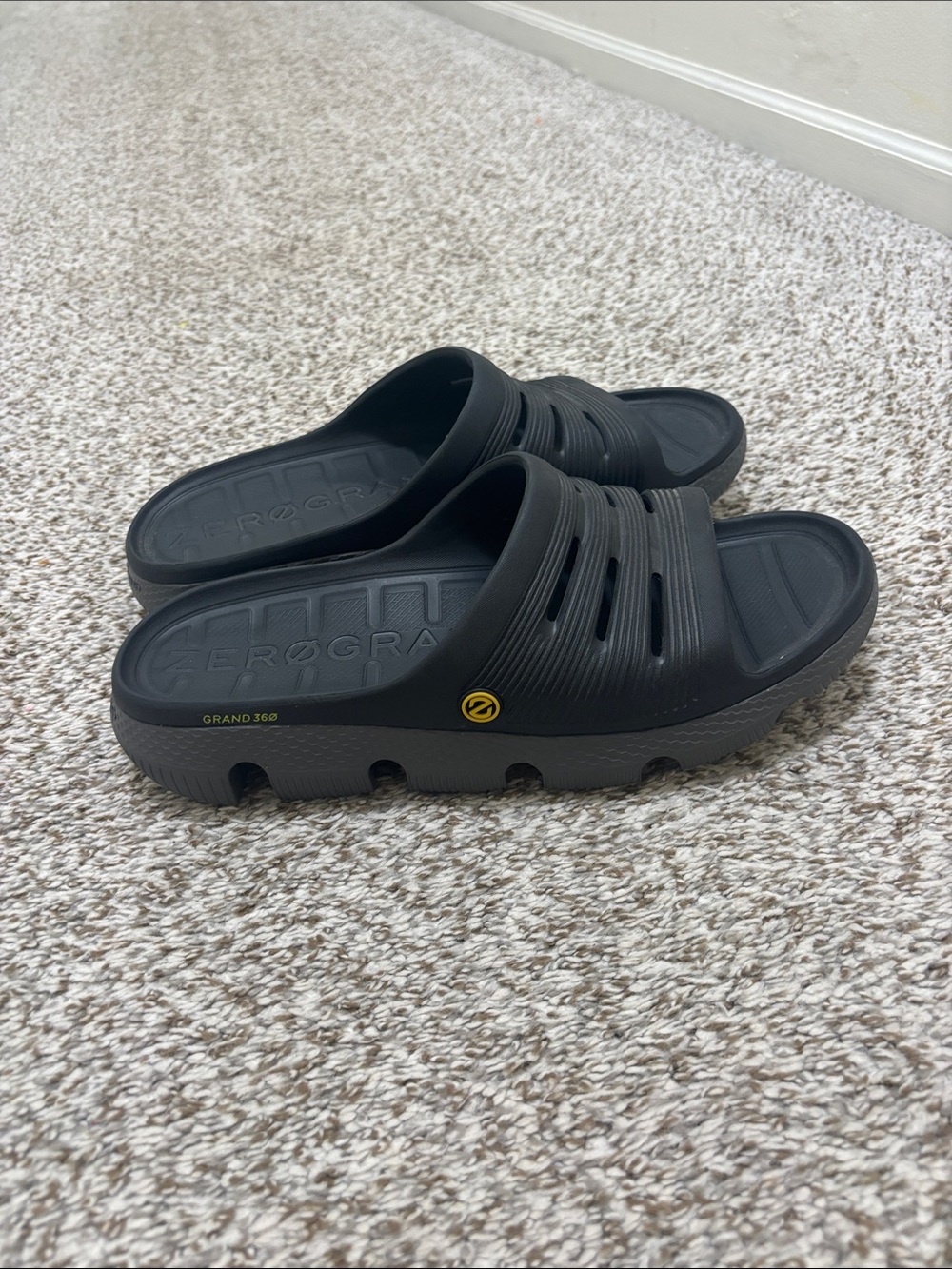 Cole Haan Zerogrand All-Day Slide Shoes 11 - Picture 2 of 6